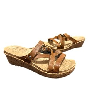 Crocs‎ A-Leigh Sandal Womens Sz 6W Leather Cocoa Brown Cork Mini Wedge